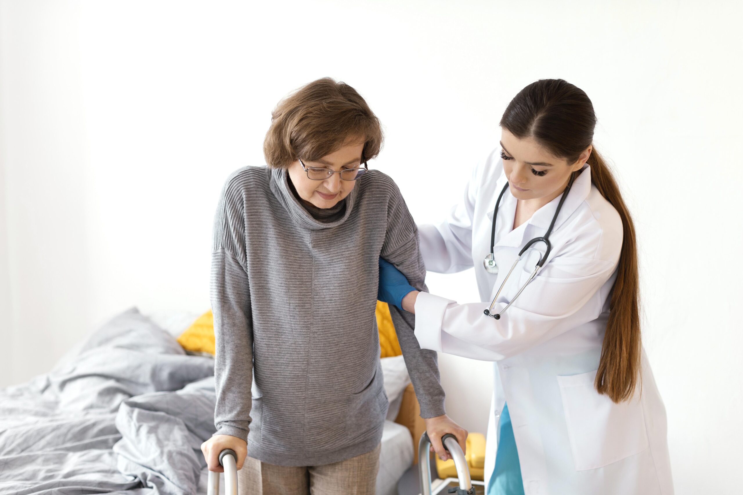 Senior receiving transportation and mobility support